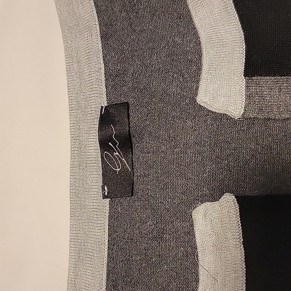 Fine knit dress sweater - Picture 3 of 3